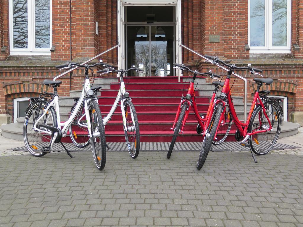 Hotel Navigare Buxtehude Exterior photo