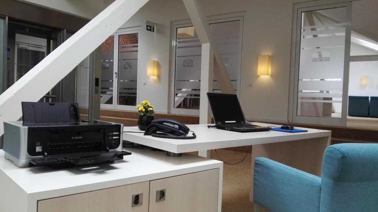 Hotel Navigare Buxtehude Exterior photo